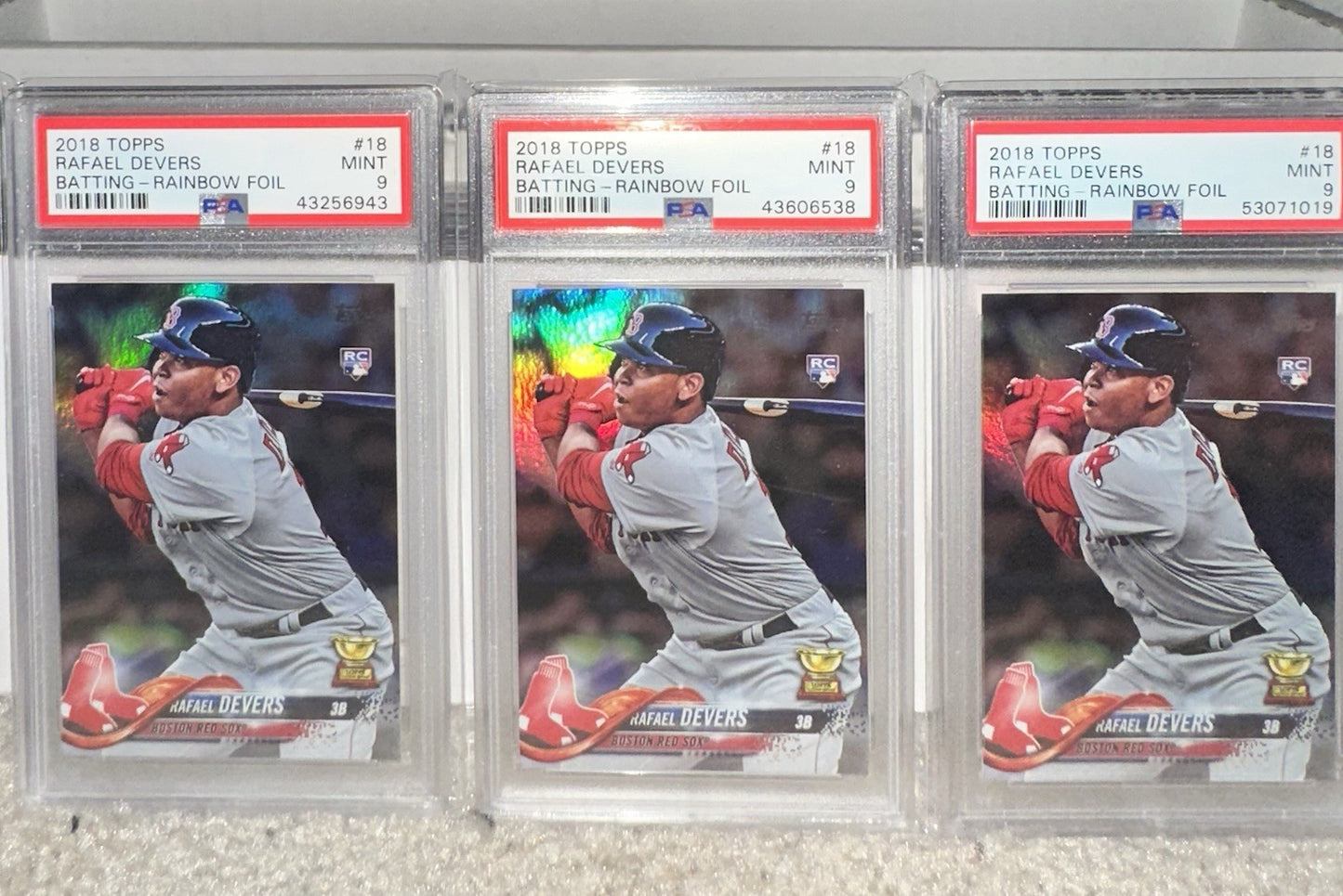 2018 Topps RAINBOW FOIL Rafael Devers RC #18 PSA 9